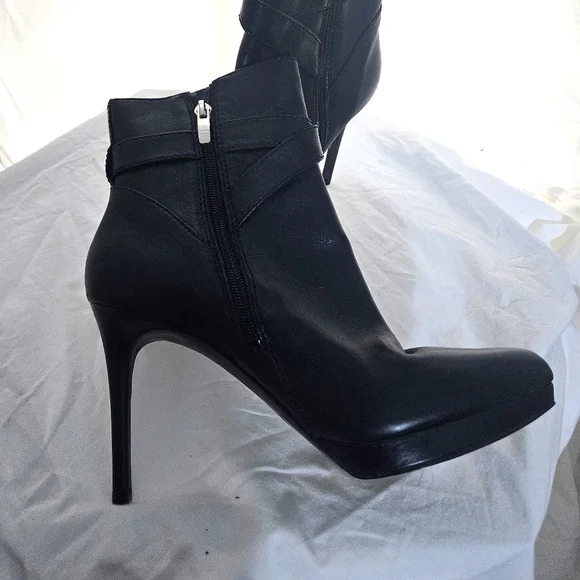 Enzo Angiolini Leather Booties NWOB ❤️ - Picture 12 of 16